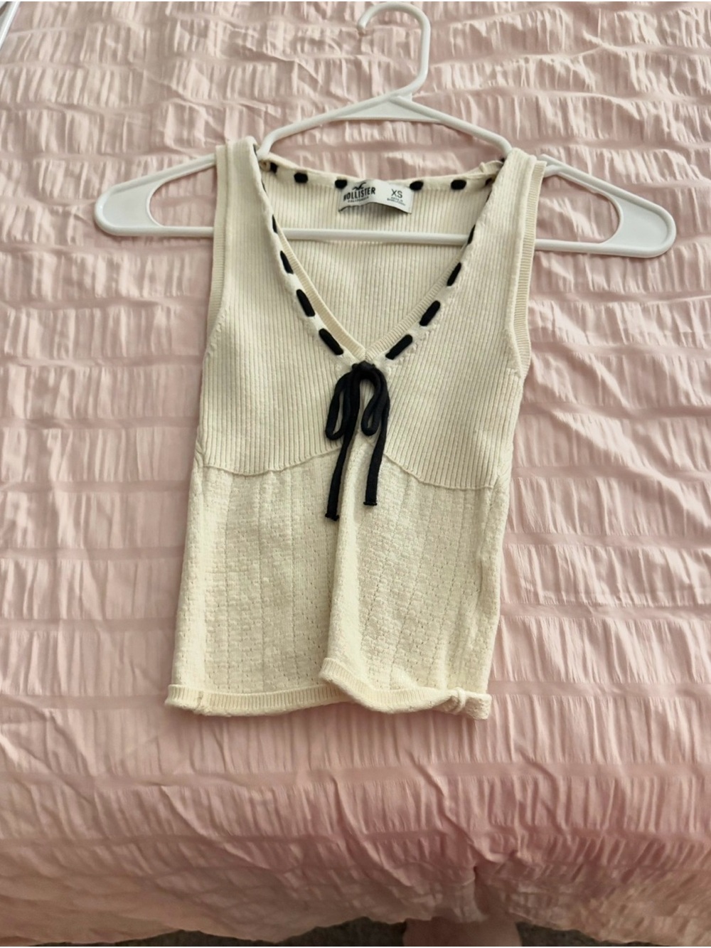 Hollister Cream Ribbed Knit Tank with Black Tie
